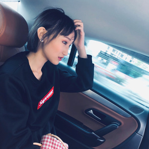 大鸡巴操骚逼免费
